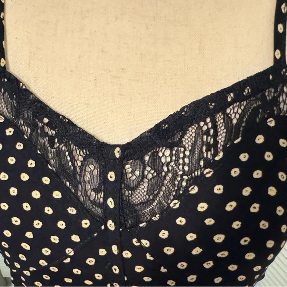 Catch Me | Navy Blue and White Flower Polka Dotted Summer Dress | Medium - Picture 7 of 11